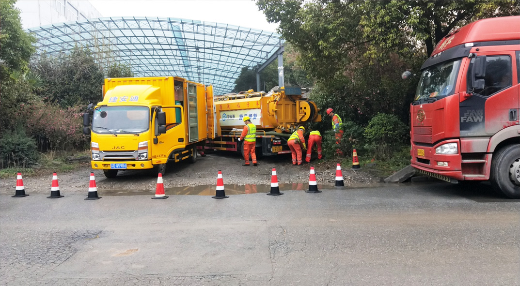 二七成区雨污水管网“四位一体”检测疏通项目